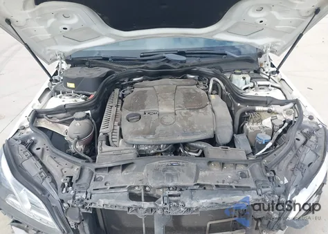 2015 Mercedes-Benz E 350 из США, поврежденный, VIN WDDHF5KB6FB118800